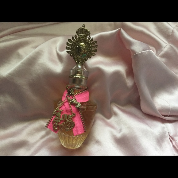 Juicy Couture - Picture 2 of 2